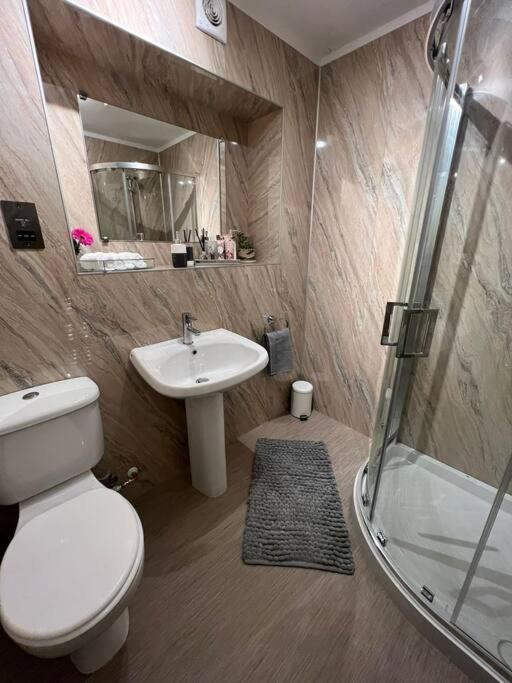 Delightful, Central 3 Bedroom House With Garden & Free Parking Inverness Extérieur photo