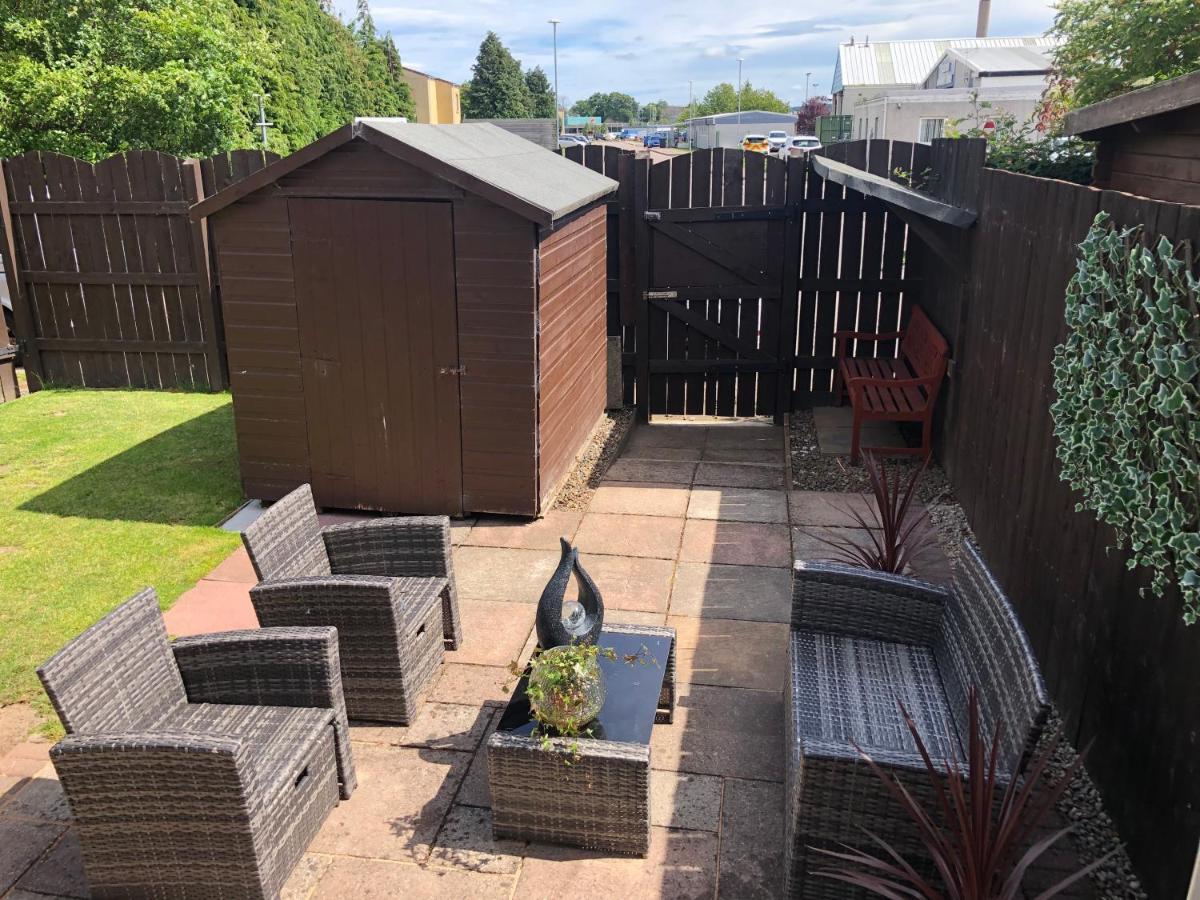 Delightful, Central 3 Bedroom House With Garden & Free Parking Inverness Extérieur photo