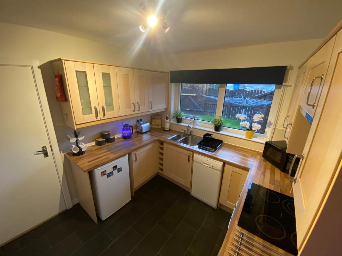 Delightful, Central 3 Bedroom House With Garden & Free Parking Inverness Extérieur photo