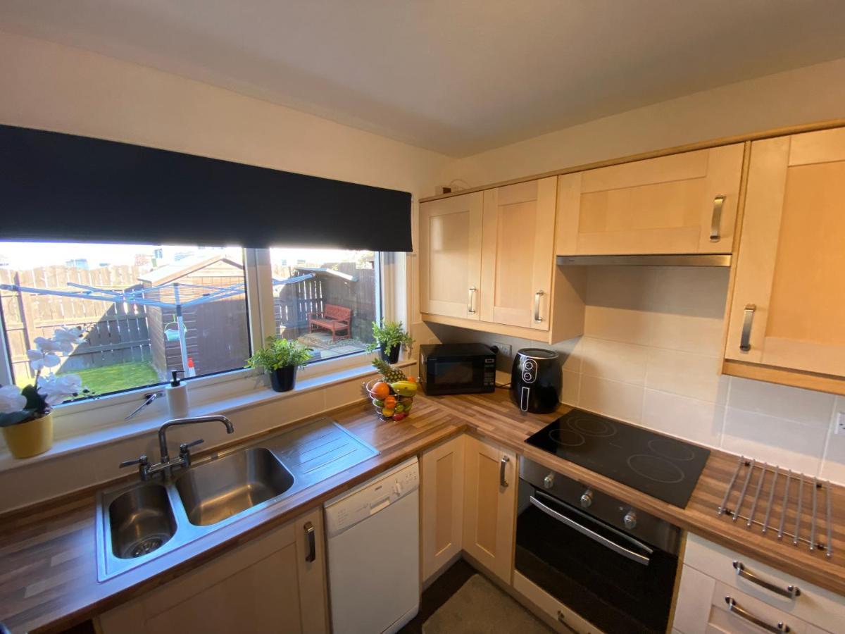 Delightful, Central 3 Bedroom House With Garden & Free Parking Inverness Extérieur photo